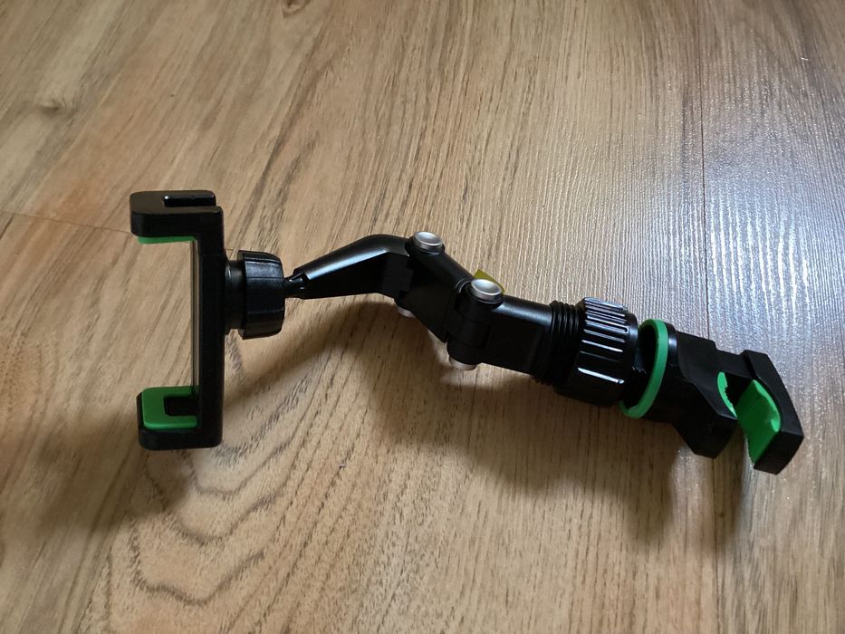 НОВА Стойка сгъваема въртяща за телефон с окачване на огледало в кола