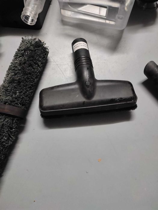 De vanzare Aspirator Kirby 2ani vechime