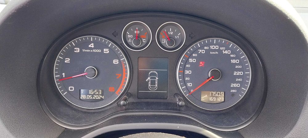 Vand audi a 3  1,2  TFSI 2011