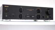 Statie TEAC A-X1000(2x70 W).