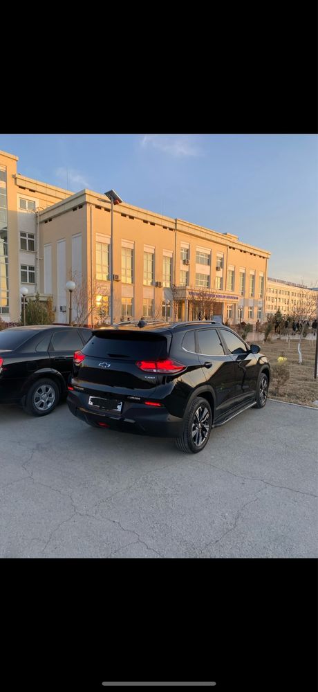 Tracker 2 Premier 2023