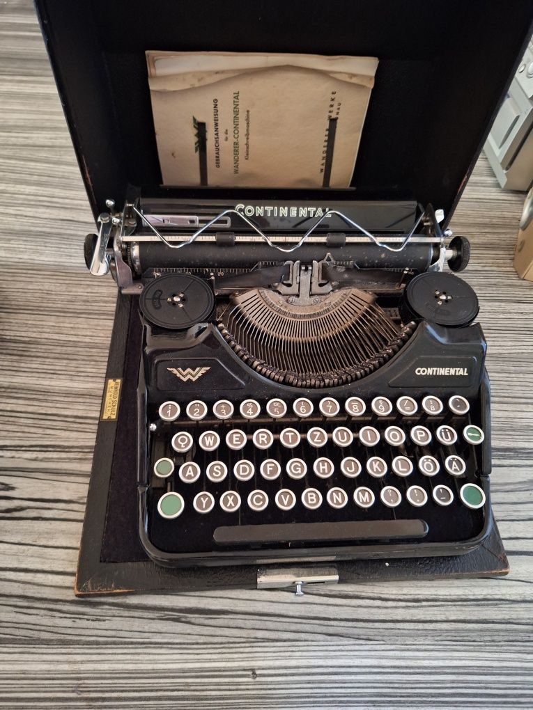 Стари пишещи машини
