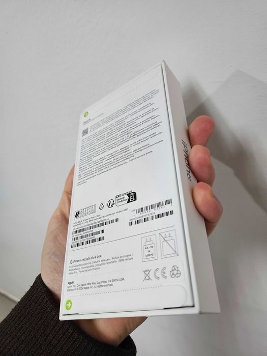Iphone 16, 128 Gb, neverlocj, sigilat la cutie.