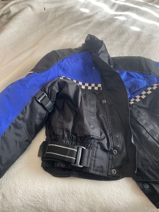 Мотористко Яке в перфектно състояние.