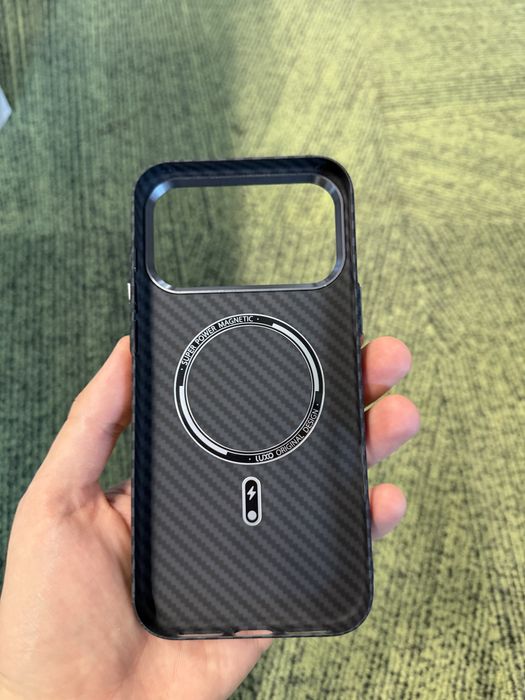 Husa iphone 17 pro max pitaka