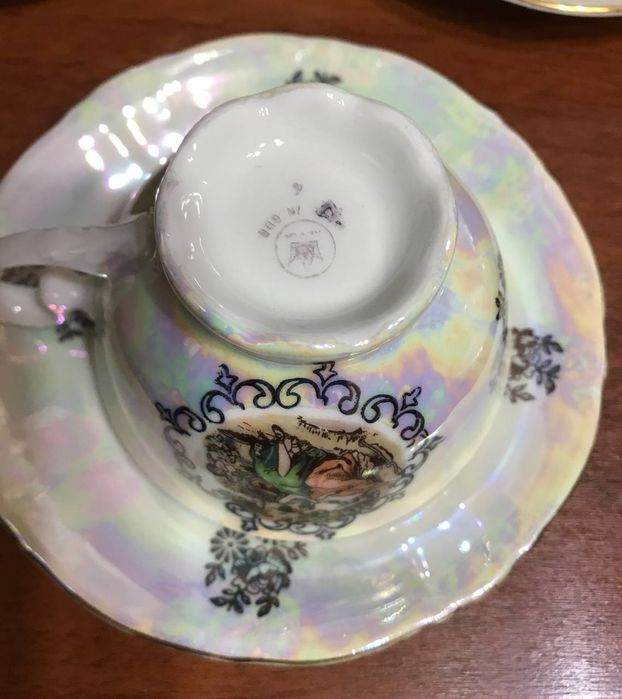 Кофейные пары Мадонна.Перламутр.ГДР.Цена:80.000 пара.