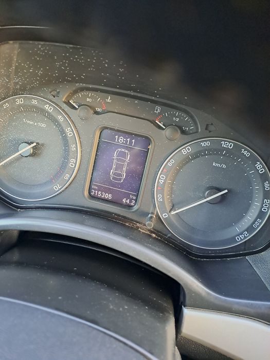 Vând Skoda Octavia 2