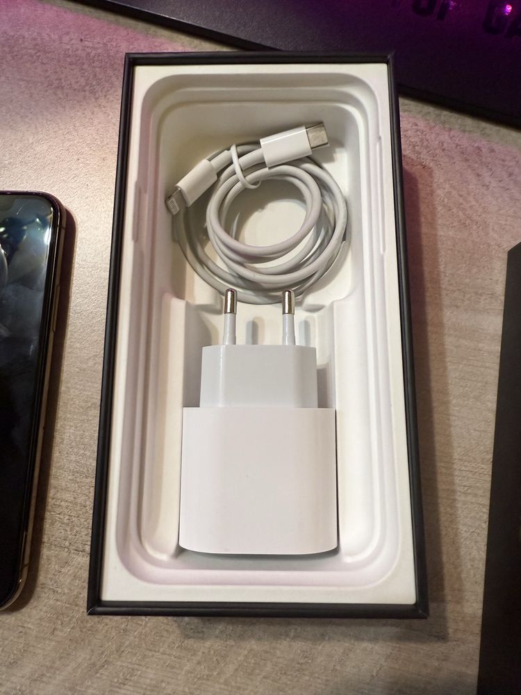 Iphone 11 pro с аксесоари
