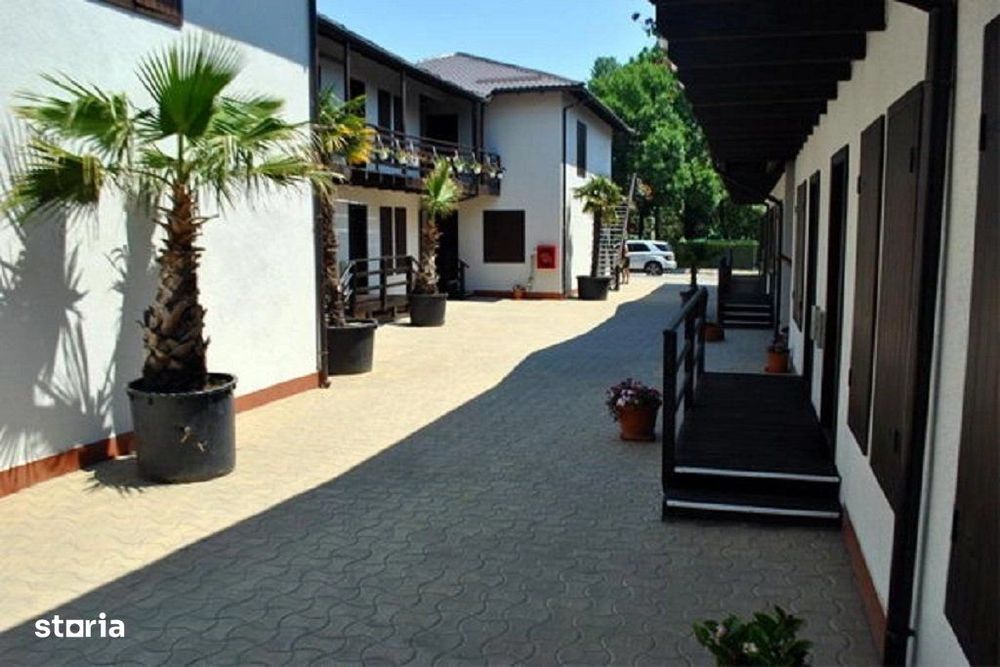 Complex Hotelier Eforie Nord Ultracentral 50 camere la 200m de mare