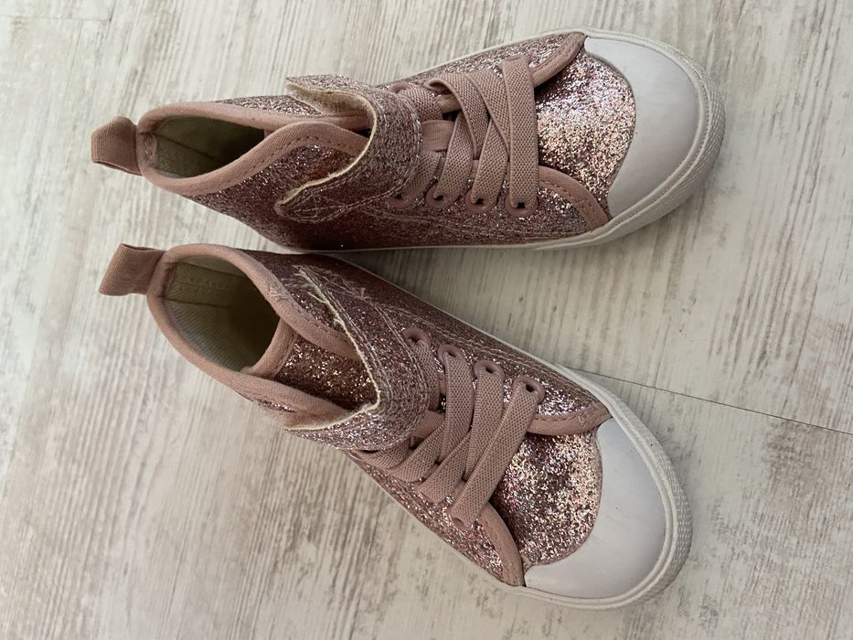 Блестящи кецове H&M 25 номер