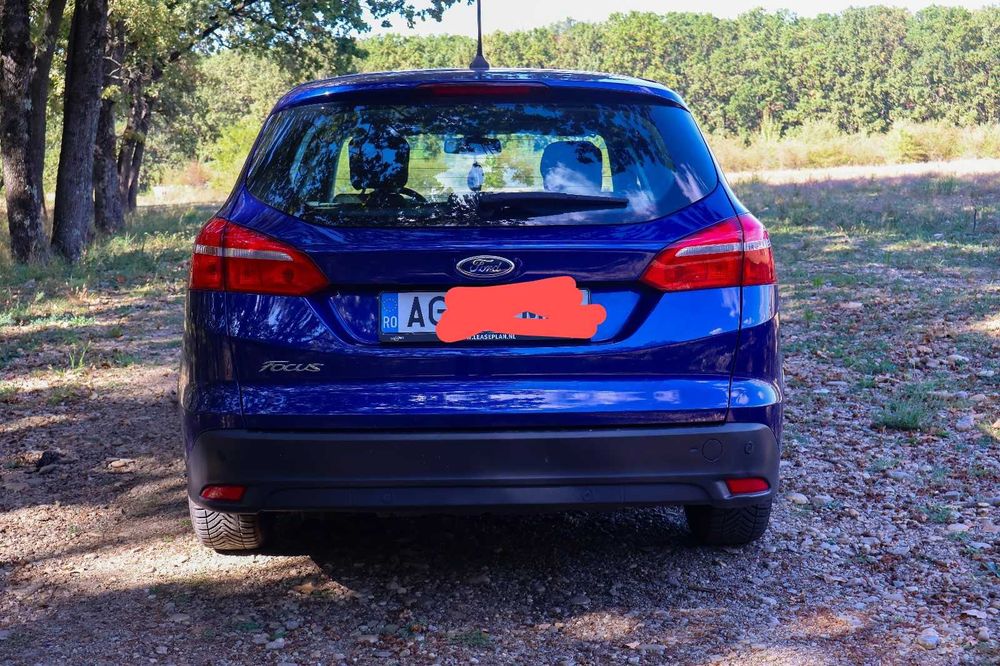Vând Ford Focus 1.5 Cutie Automata