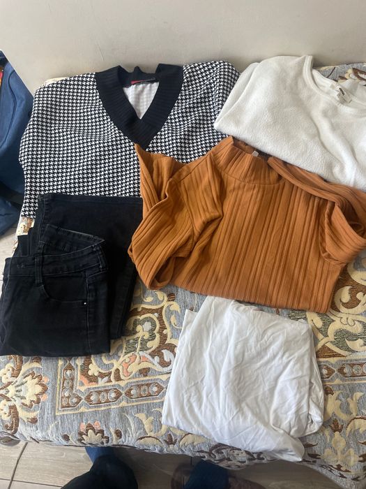 Отдам женские вещи