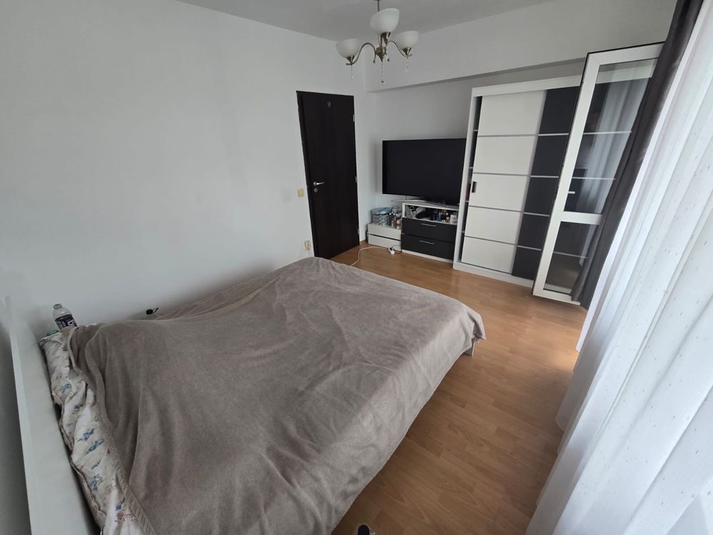 Vand apartament 2 camere semidecomandat 60 m2