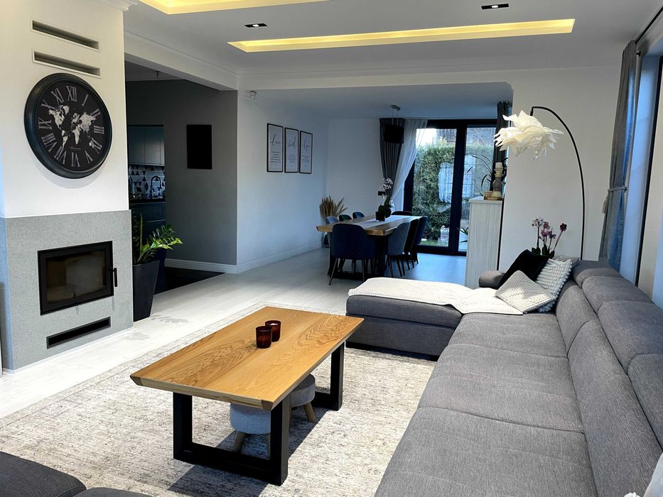 Vand ‪CASA - VILA Zona 1 Central , Turda