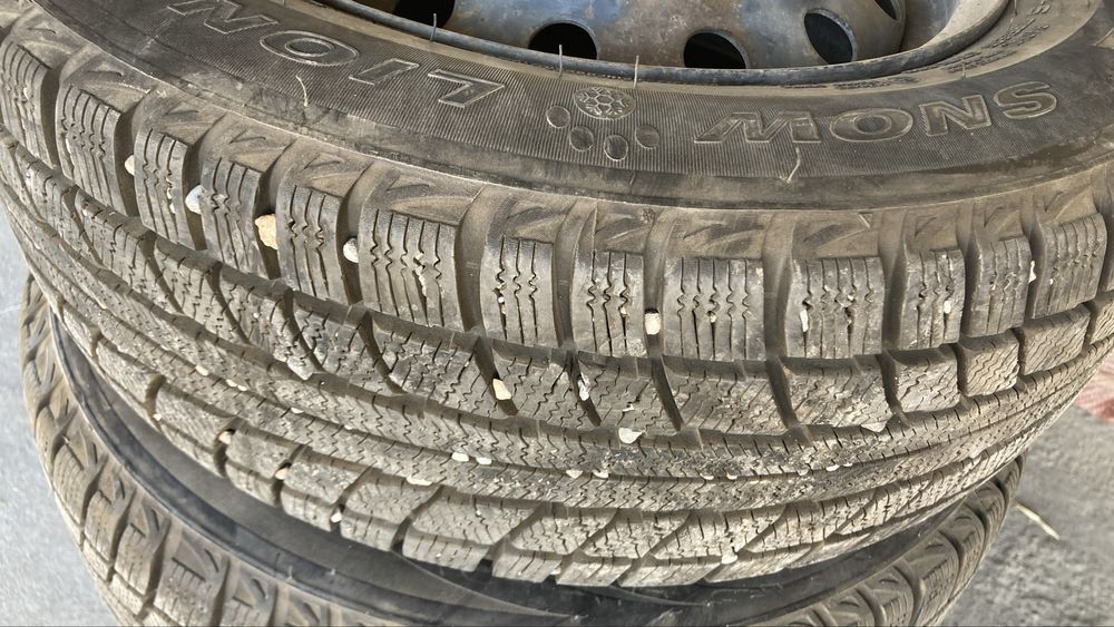 Шины 205/65/15шина зимние штамп диска Triangle