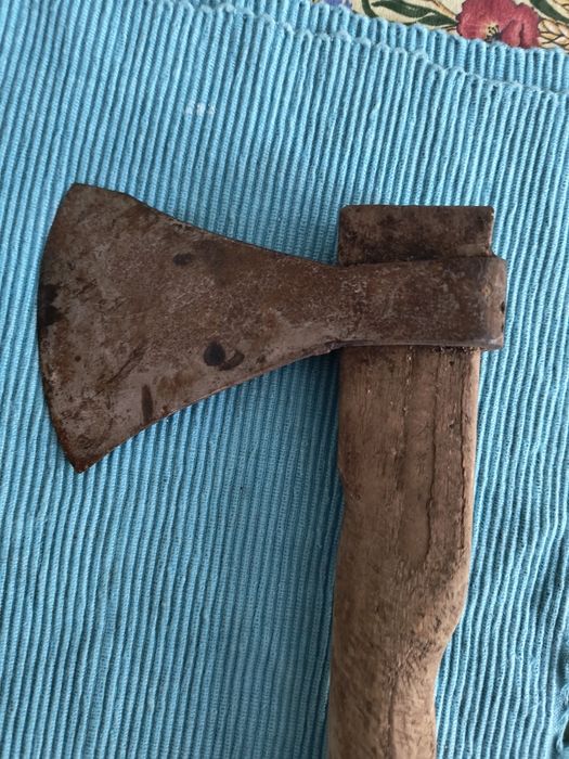 Малки брадви тип топор