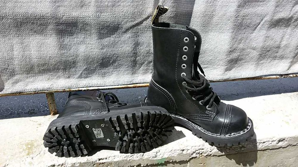 Кубинки STEEL / 10 дупки / 37 номер / дамски