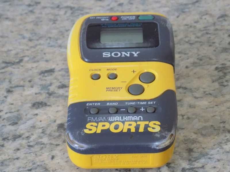 Sony Walkman Sports SRF-M70 model vintage rar anii 90