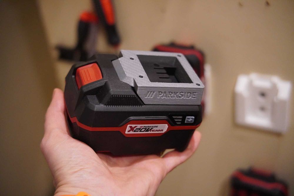 Suport perete acumulator Parkside 20V