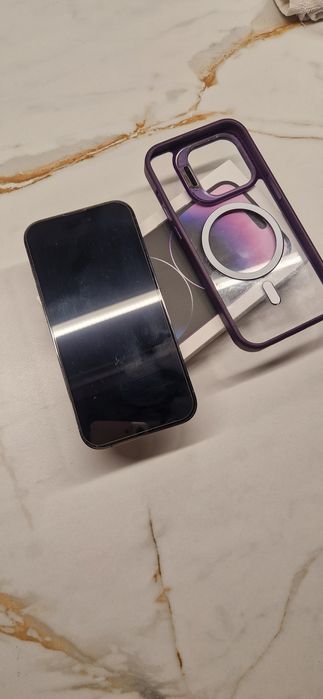 продавам iphone 14 pro 128 gb