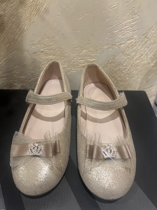 Официални обувки за момиче