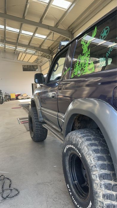 Toyota Land Cruiser J90