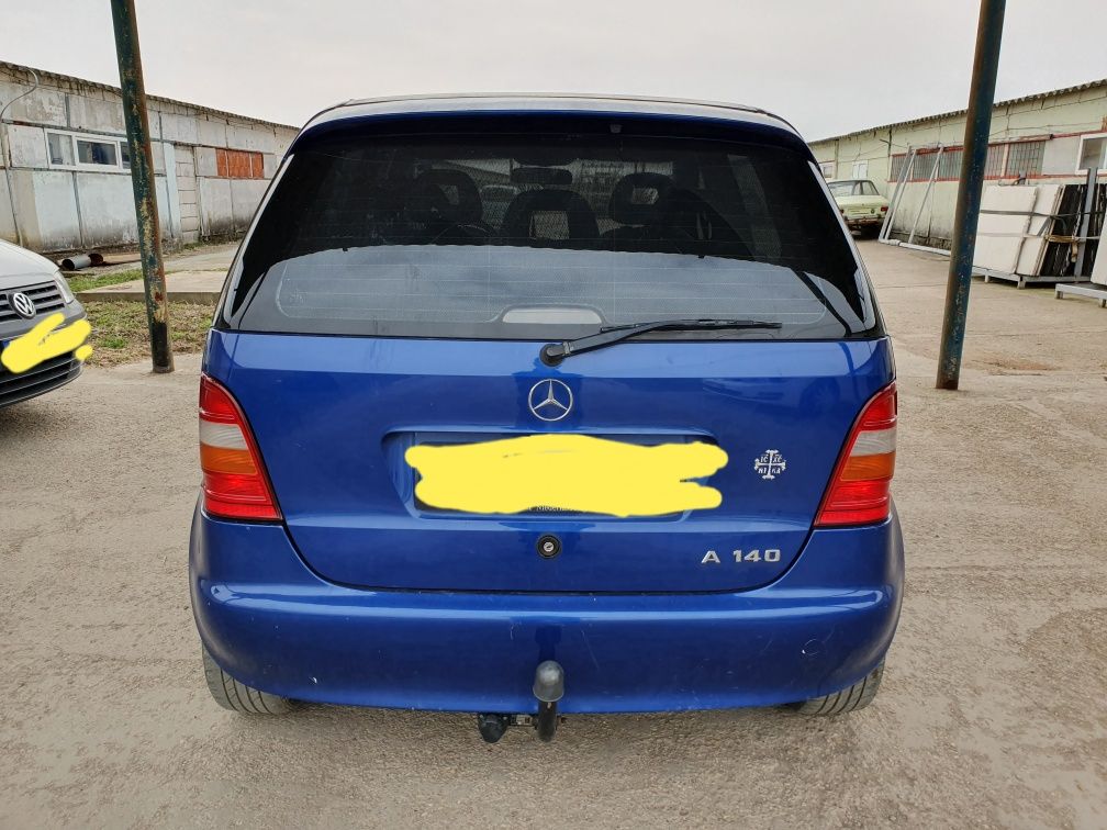 Dezmembrez sau vând Mercedes A 140