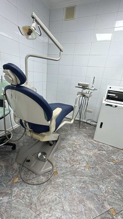 Сдаётся в аренду стоматологическое кресло в действующей клинике