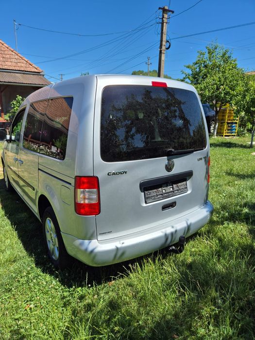 Vw caddy  cu 5 locuri