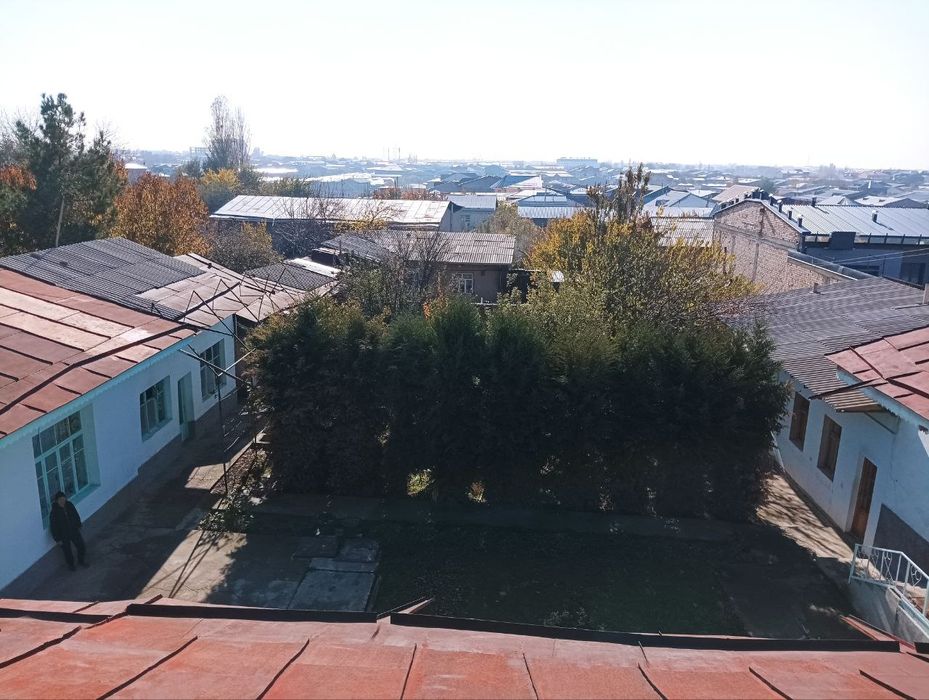 Хасанбойда 17 соток жой сотилади, коттедж куриш учун идеал жой 
1 чи л