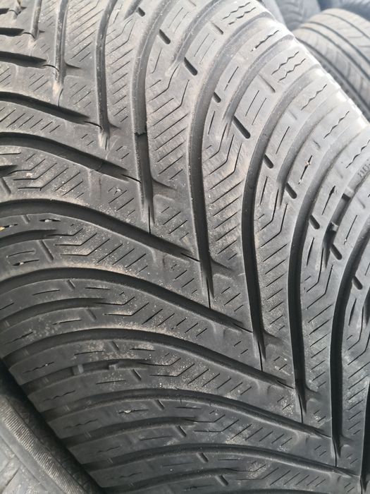 245 45 18 цола гуми Kleber