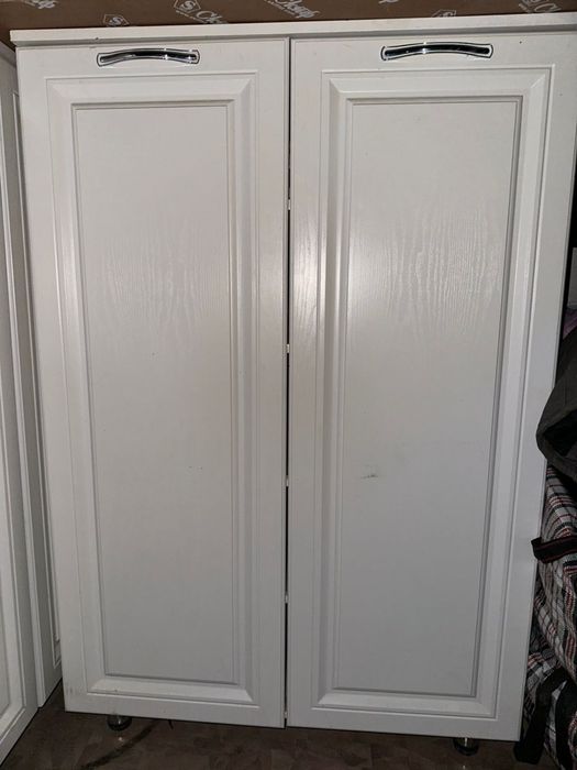 Продам шкаф для обуви