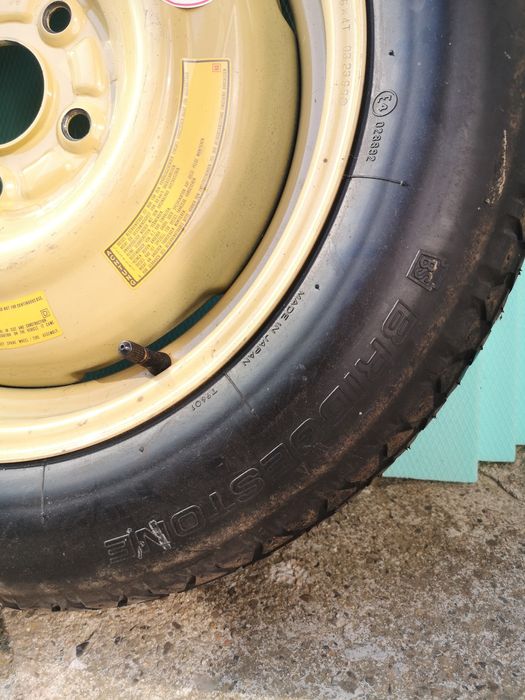 Резервна гума Хонда 135/90/16