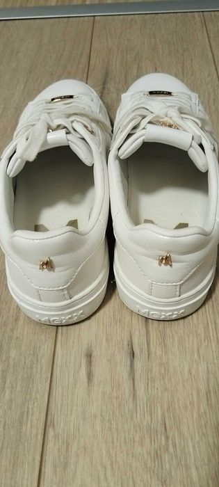 Дамски оригинални маратонки