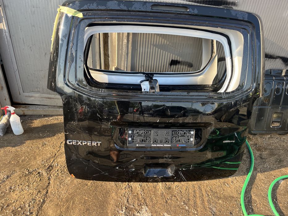 Капак,багажник Citroen Berlingo 2019г