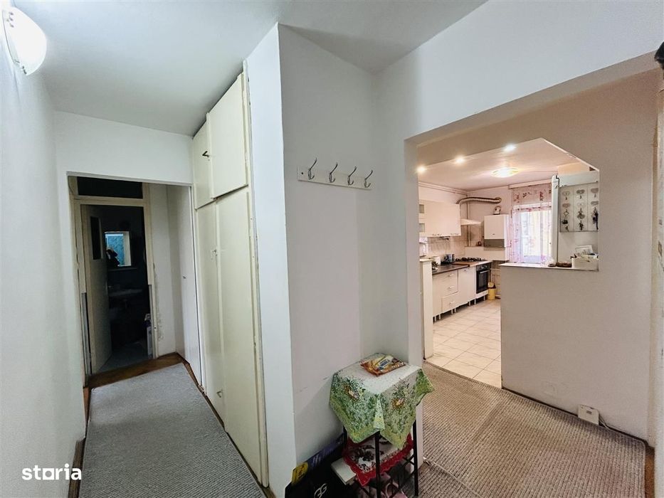 Apartament de vanzare in Sibiu – 4 camere, decomandat, Zona Strand