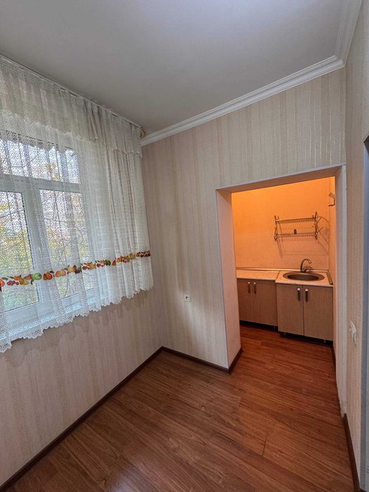 Продаётся квартира в Мирабатском районе ( Куйлюк 1).