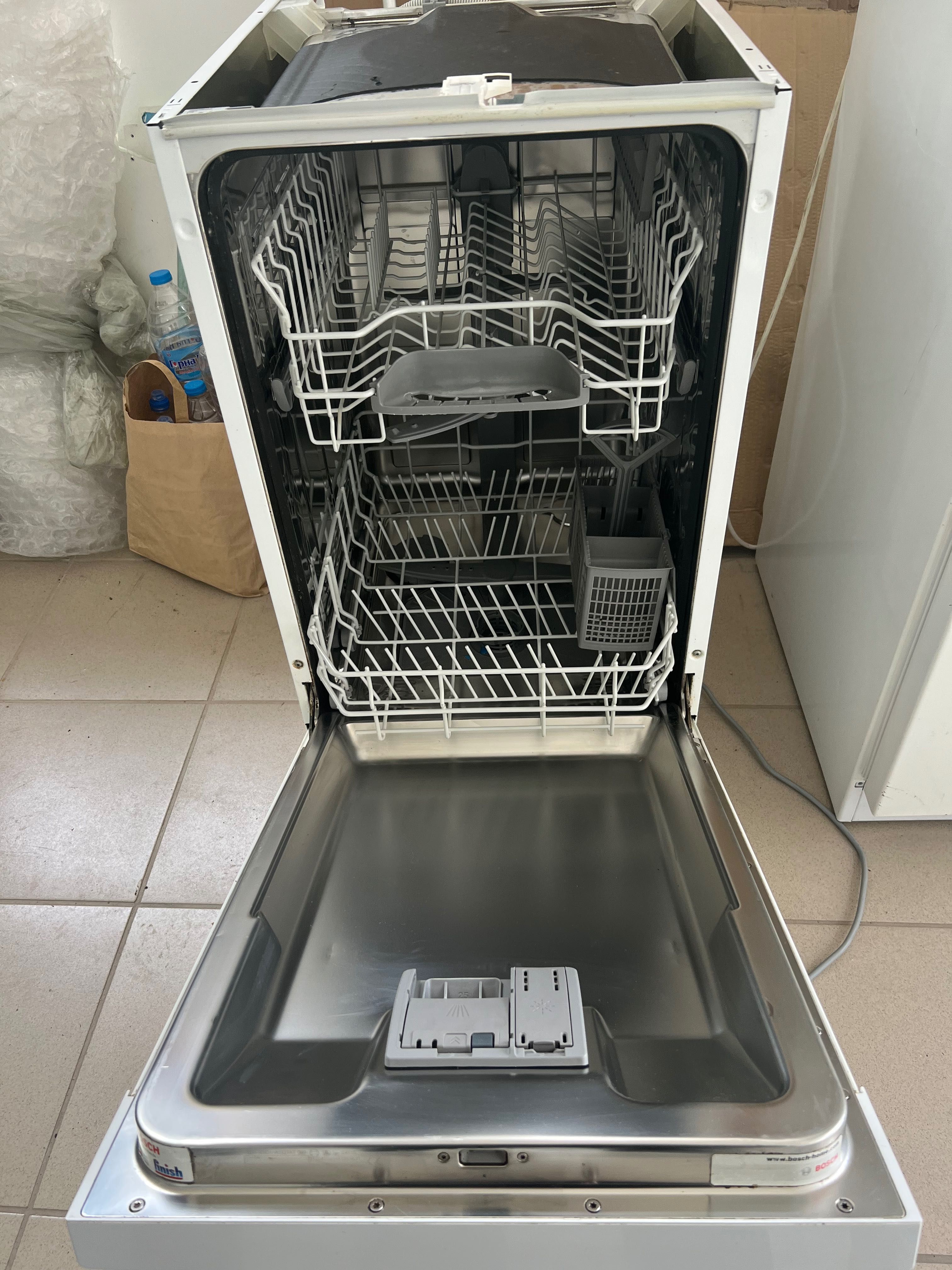 Съдомиялна Bosch -45 см,мод.SPS40E02EU,свободно стояща