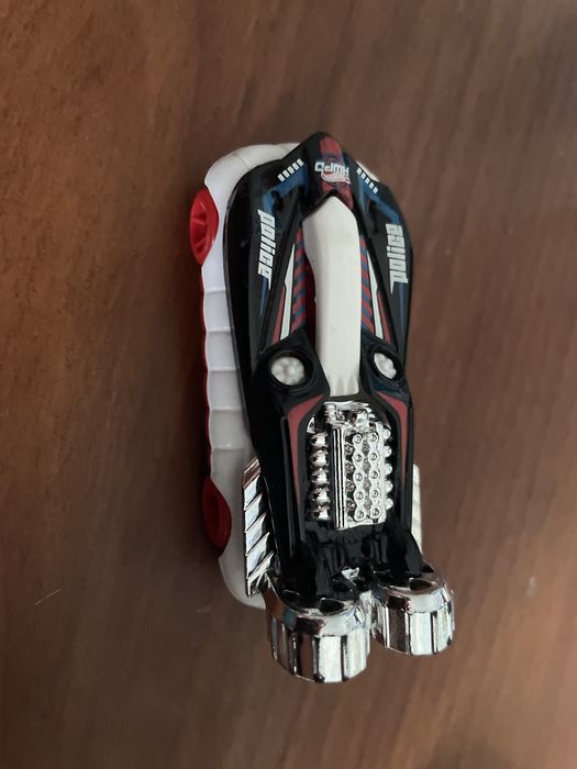 Машинка hot wheels коллекционная