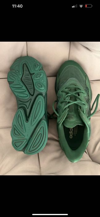 Pantofi sport Adidas, nepurtati