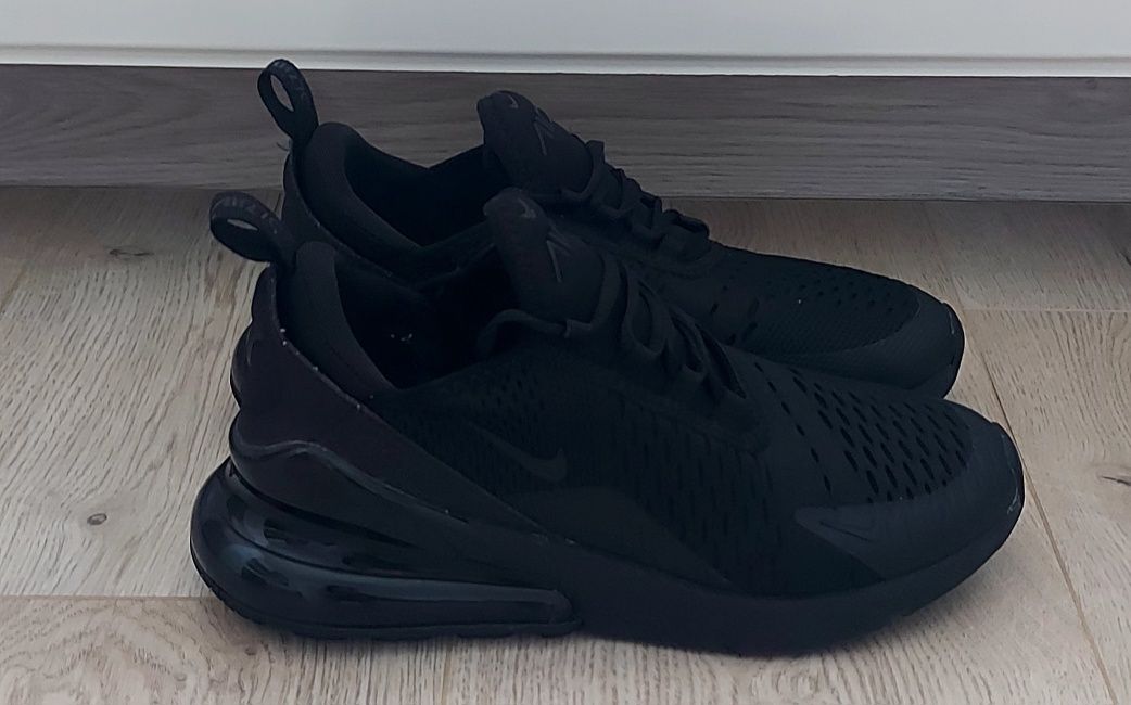 Дамски маратонки Nike air max 270 - 37.5