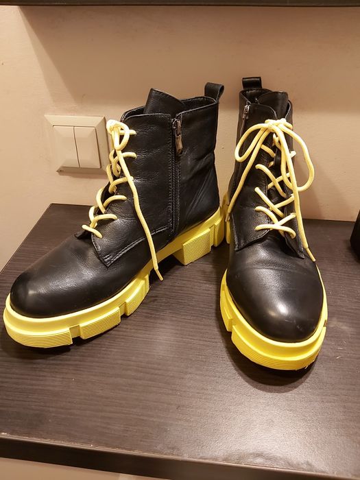 Ghete piele marimea 39