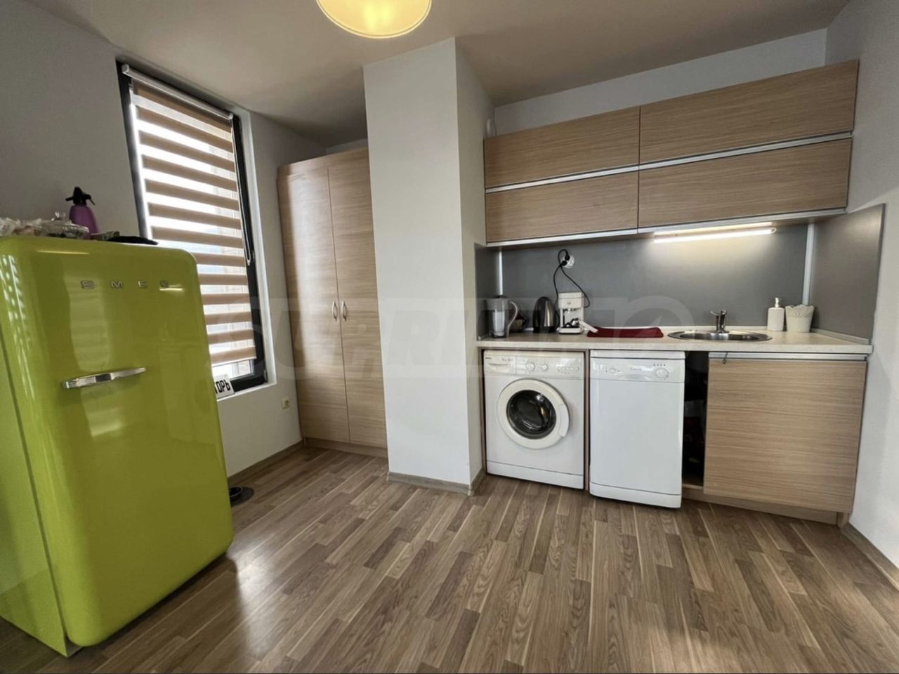 Продава се Двустаен апартамент в Разлог - 59 кв.м за 899 €/кв.м - Снимка #2