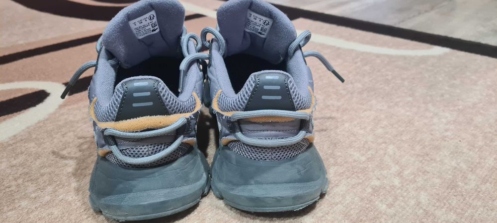 Маратонки Lacoste