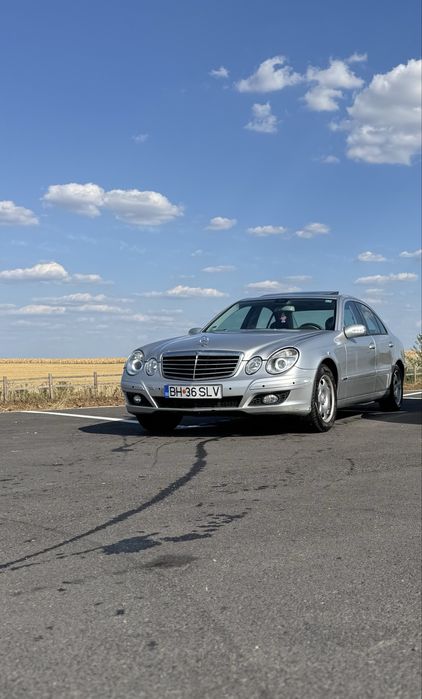 Mercedes E220 (W211)