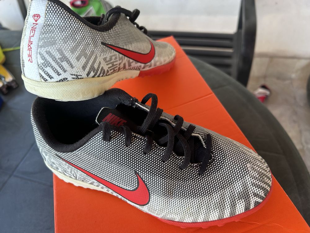 стоножки на Nike