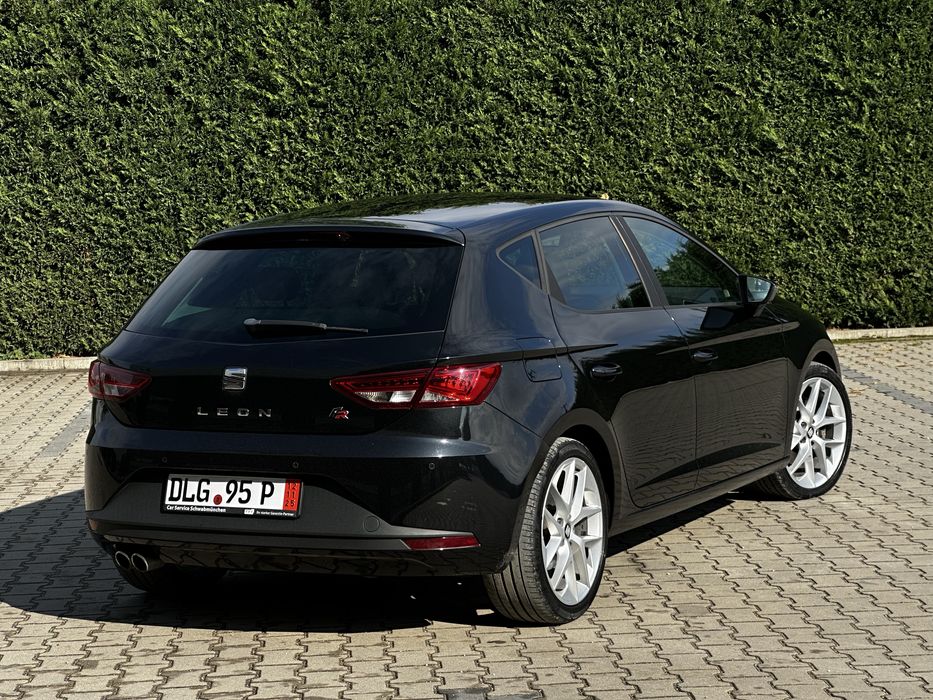 Seat leon FR 2.0D 184 cp top 2015