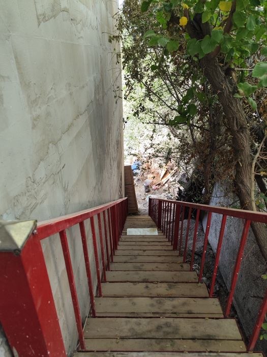 Сдается в аренду второй этаж здание бесагаш