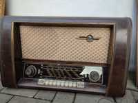 Vând radio vechi