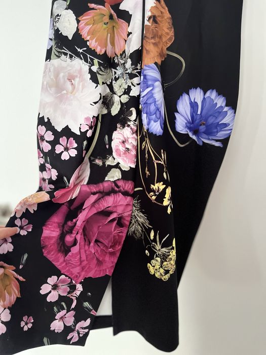 Rochie cambrata Asos